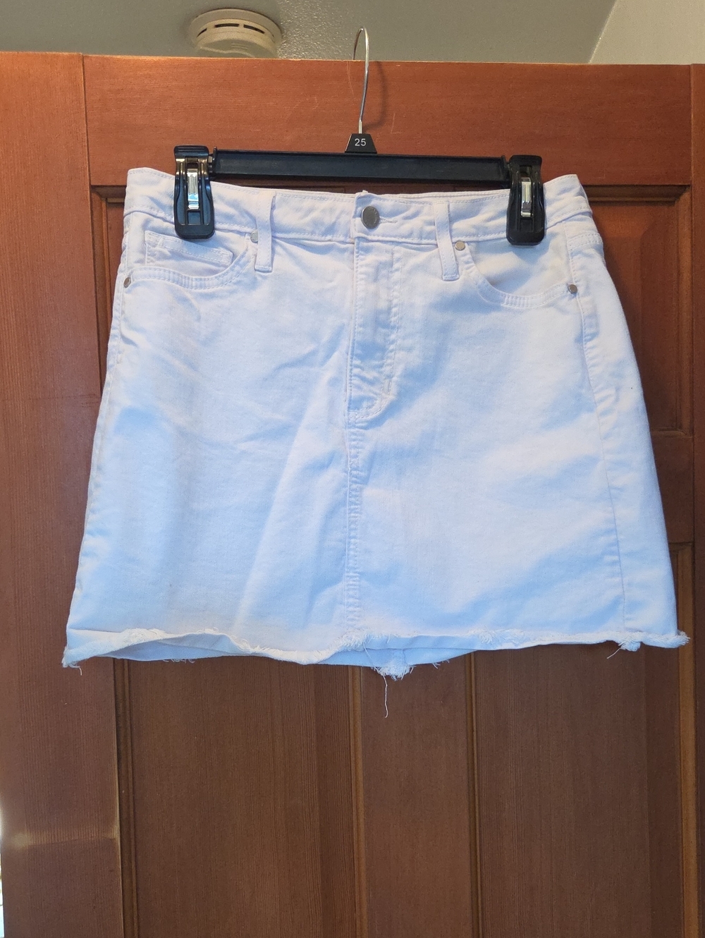 Sexy Stretchy White Jean Skirrt